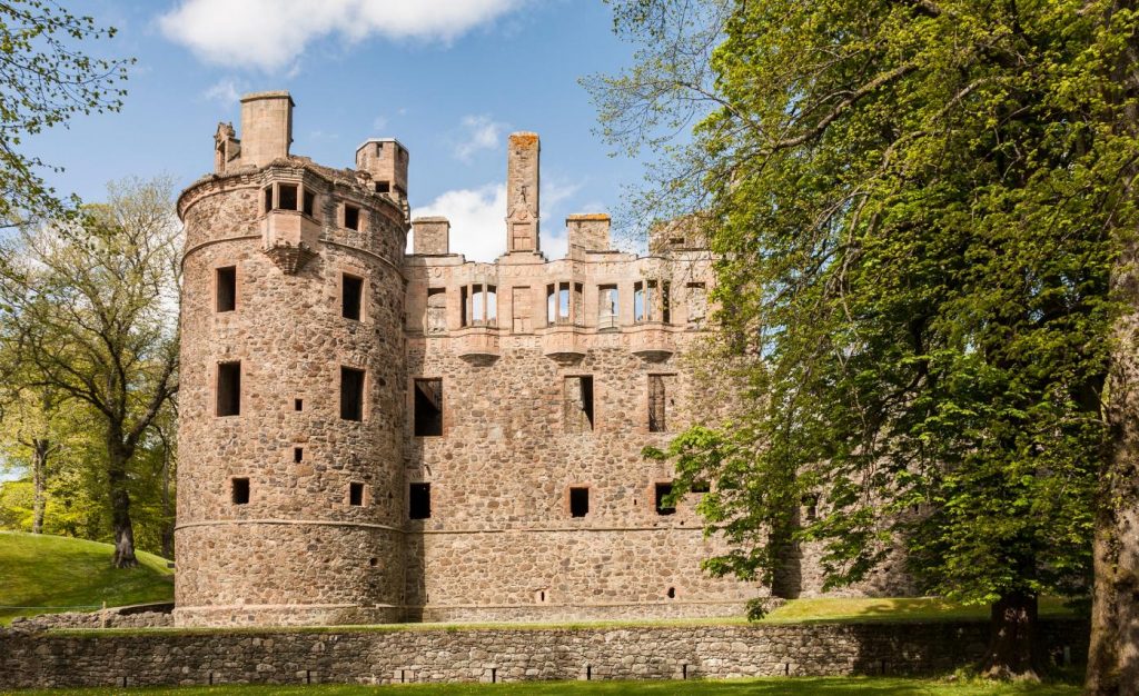 Huntly Castle