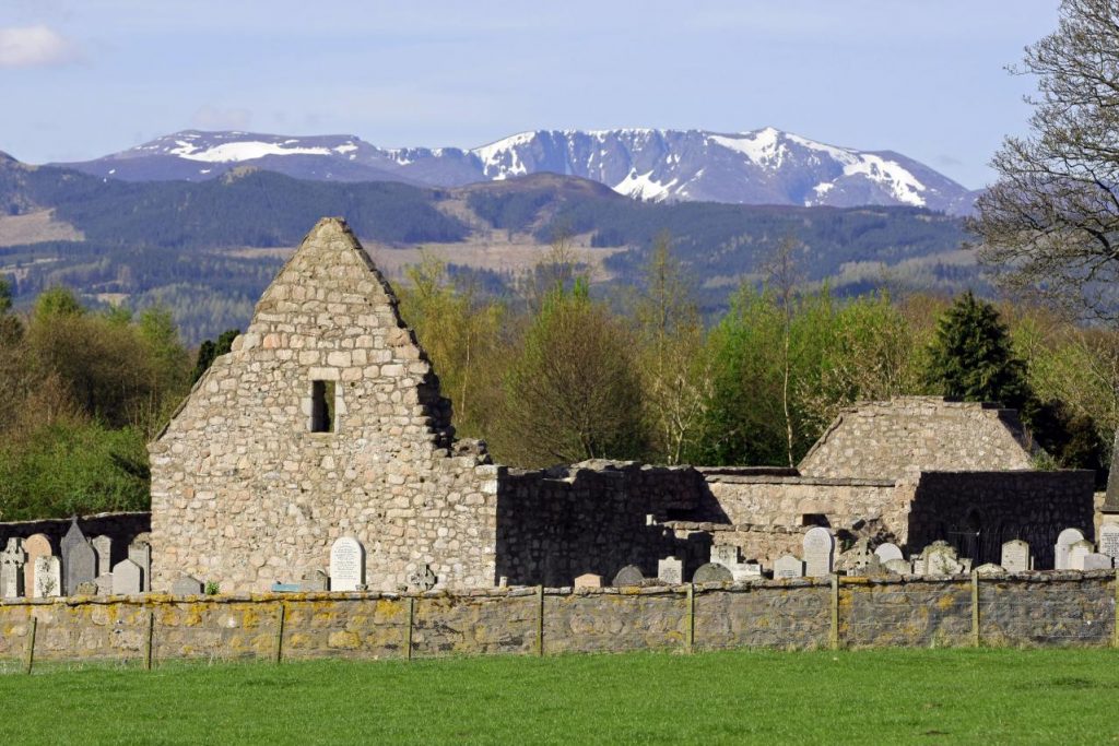 Tullich Kirk